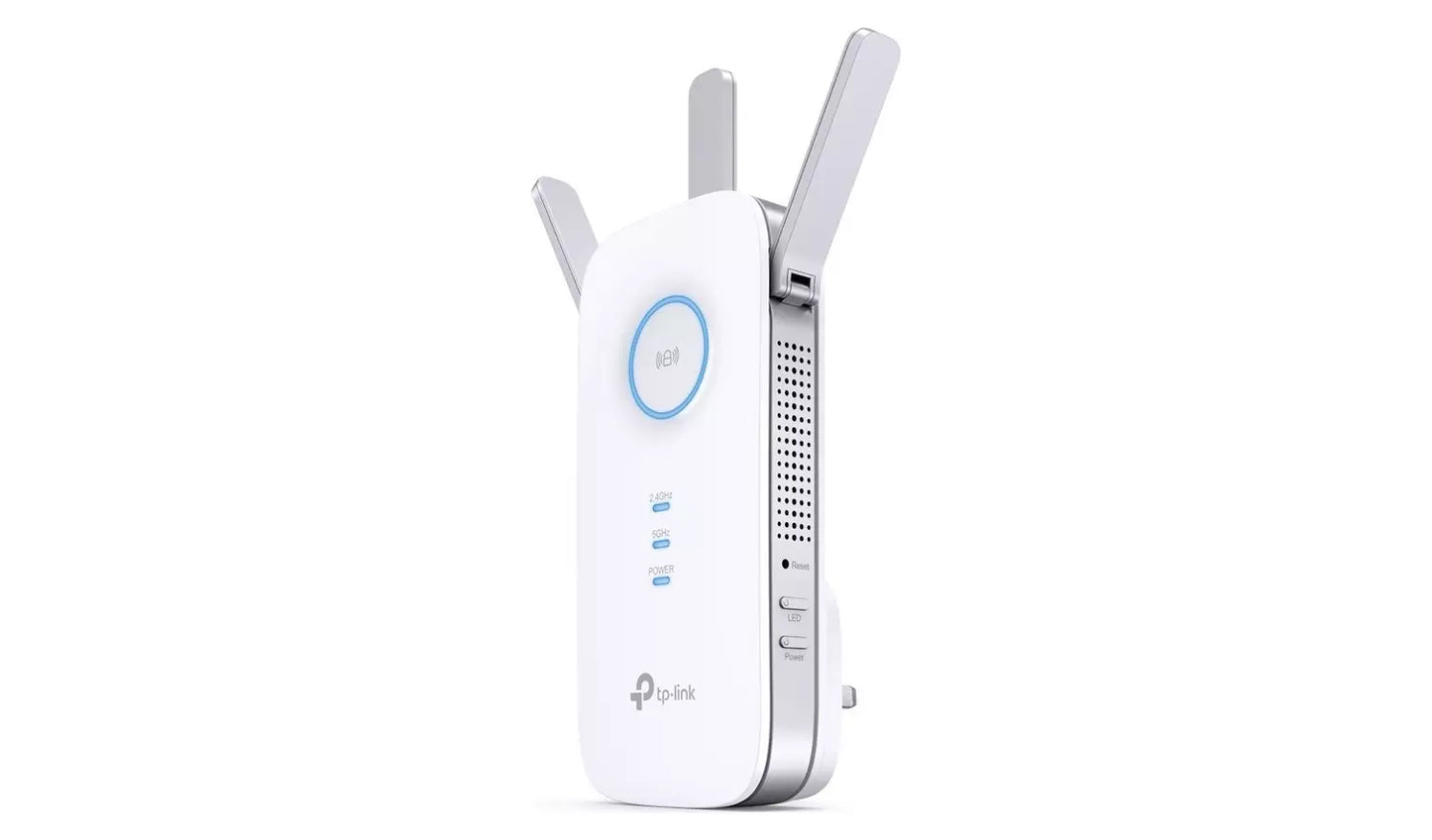 TP-Link RE450 wall-plug Wi-Fi extender with 3 external antennas