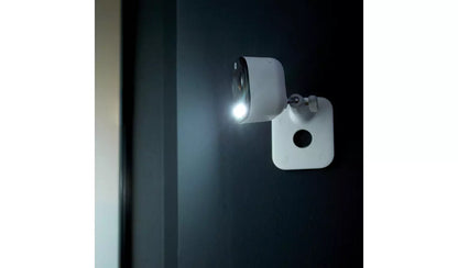 Yale All-in-One outdoor camera infrared night vision footage at 10 metres